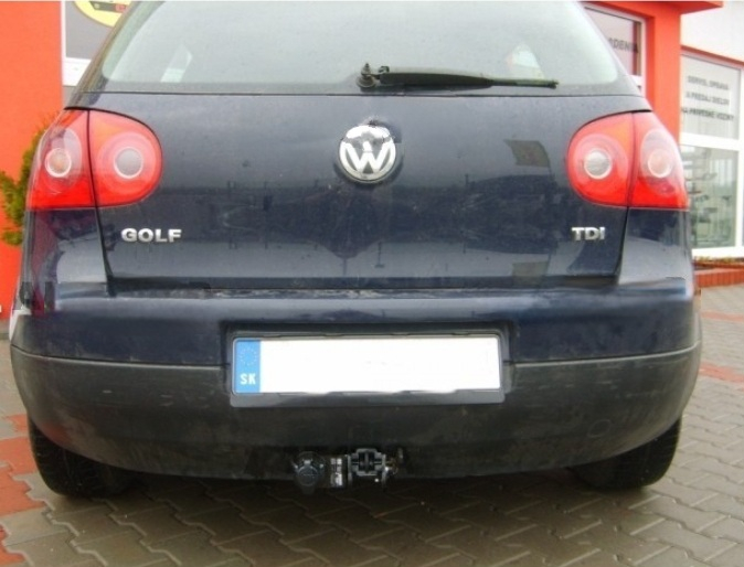 Carlig remorcare VW Golf 5, VW Golf 6 hatchback fabricat 2003 - 2010 demontabil cu maneta, marca Autohak [4]
