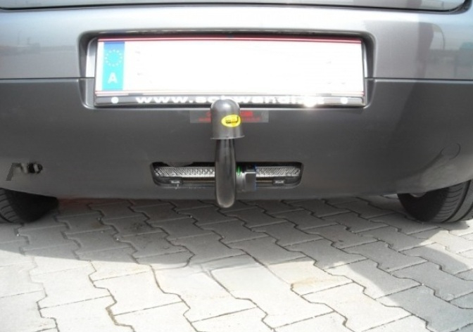 Carlig remorcare VW Golf 5, VW Golf 6 hatchback fabricat 2003 - 2010 demontabil vertical, marca Autohak [16]
