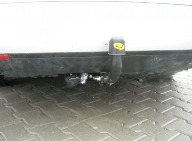 Carlig remorcare Vw Golf 6 combi dupa 2009 marca Autohak [3]
