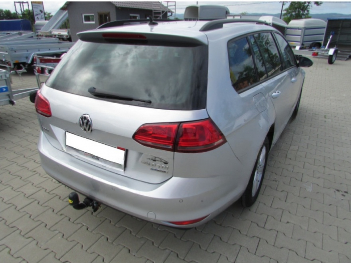 Carlig remorcare VW Golf 7 combi 2013-2018 demontabil cu maneta marca Autohak [4]
