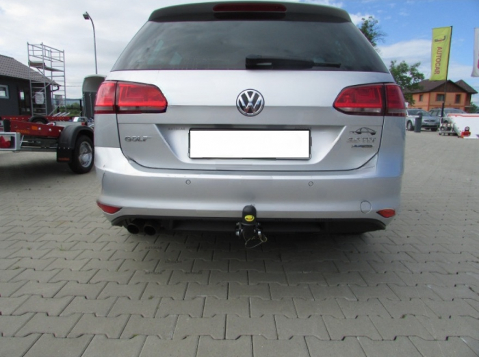Carlig remorcare VW Golf 7 combi 2013-2018 demontabil cu maneta marca Autohak [6]
