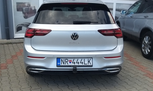 Carlig remorcare VW Golf 8 htb dupa 09/2019 demontabil automat vertical marca Autohak [5]