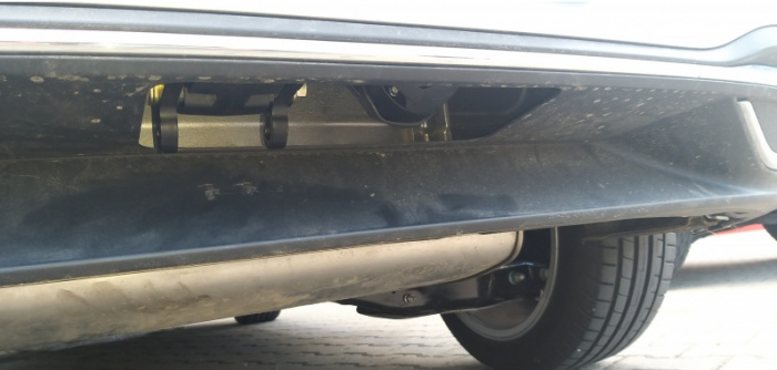 Carlig remorcare VW Golf 8 htb dupa 09/2019 demontabil automat vertical marca Autohak [6]