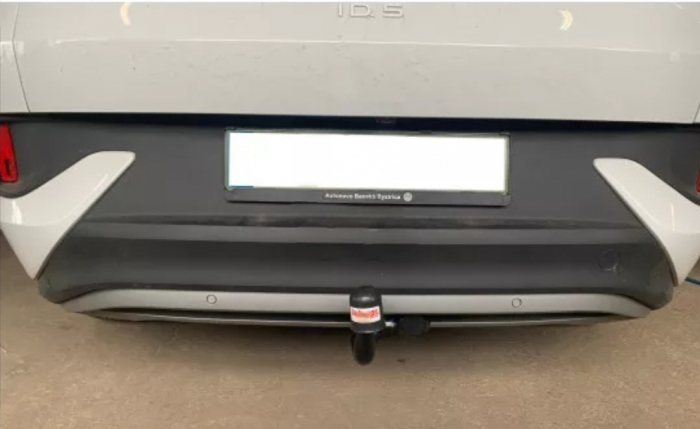 Carlig remorcare VW ID 5 suv 2021 - prezent demontabil automat vertical marca Autohak [5]