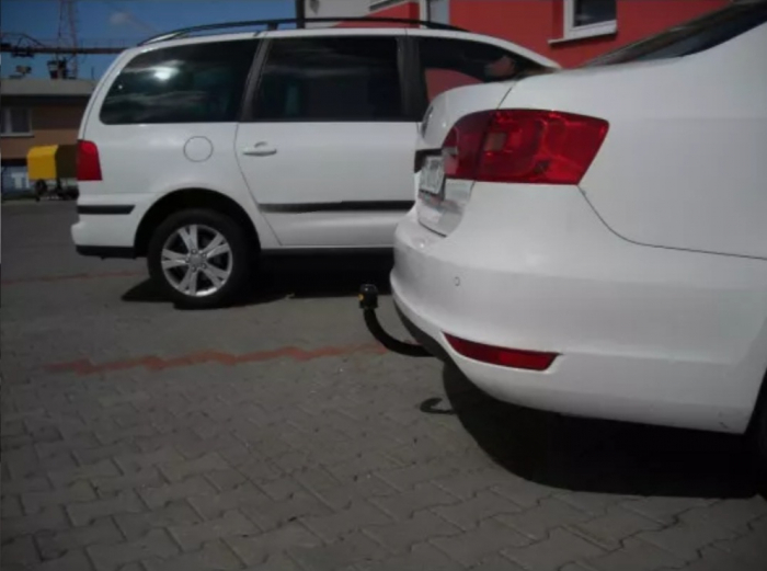 Carlig remorcare Vw Jetta 5C 2011-2018 marca Autohak k56s [5]