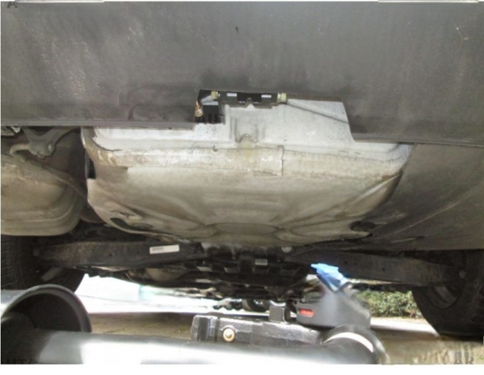 Carlig remorcare VW Jetta dupa 2011 demontabil automat vertical marca Autohak [6]
