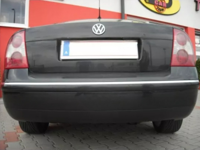 Carlig remorcare Vw Passat B5 1996 - 2005 demontabil automat vertical marca Autohak [4]
