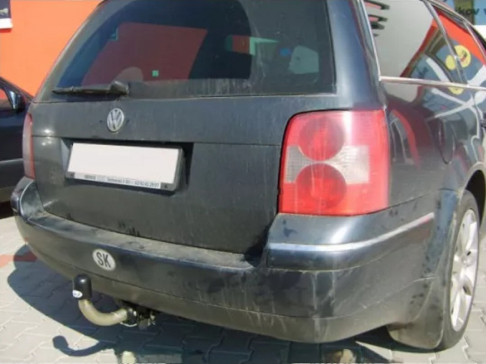 Carlig remorcare Vw Passat B5 4x4 1996 - 2005 demontabil automat cu maneta marca Autohak [8]
