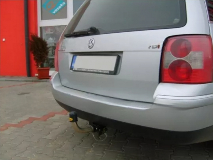 Carlig remorcare Vw Passat B5 4x4 1996 - 2005 demontabil automat cu maneta marca Autohak [4]