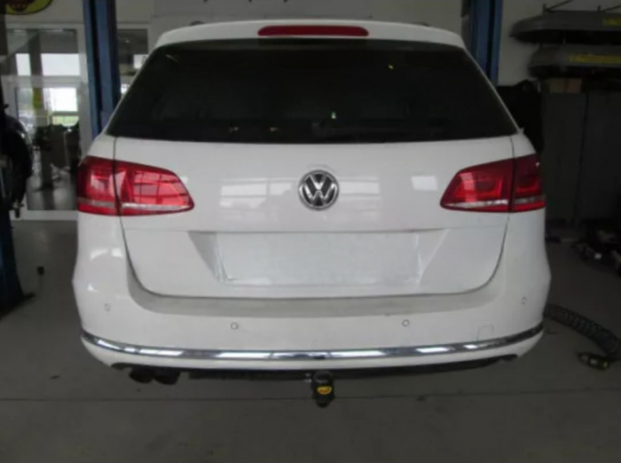 Carlig remorcare Vw Passat B7 dupa 2010 marca Autohak [5]