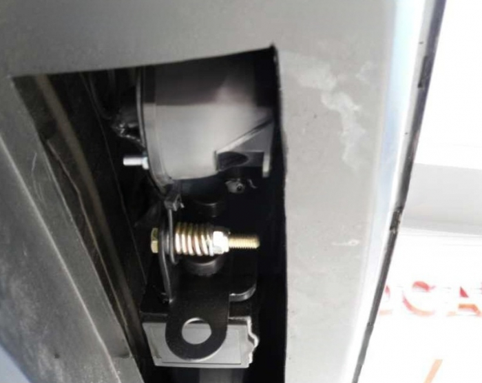Carlig remorcare VW Passat B7 fabricat 2010 - 2015 demontabil automat vertical marca Autohak [8]