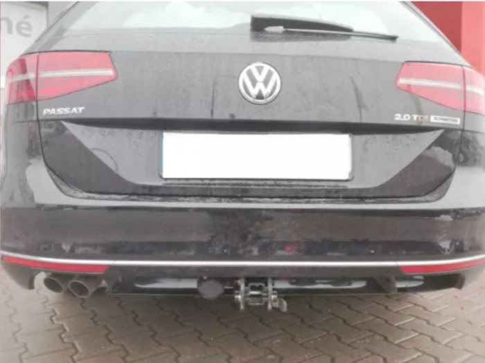 Carlig remorcare VW Passat B8 fabricat dupa 2015 demontabil cu maneta marca Autohak [3]