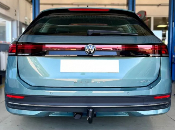 Carlig remorcare VW Passat B9 fabricat dupa 11/2023 demontabil vertical marca Autohak [9]