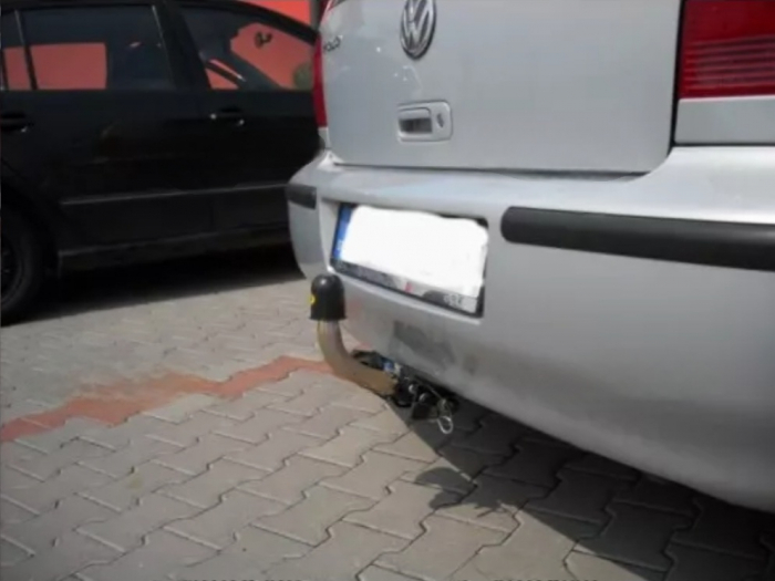 Carlig remorcare VW Polo 3/5 usi 1999 - 2001 demantabil cu maneta marca Autohak [4]