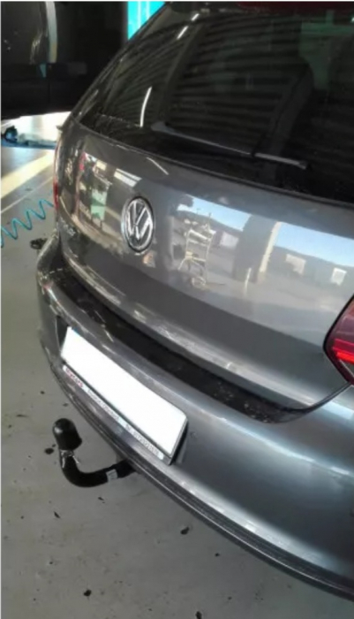 Carlig remorcare VW Polo 3/5 usi 2009 - 2017 demontabil automat vertical marca Autohak [6]