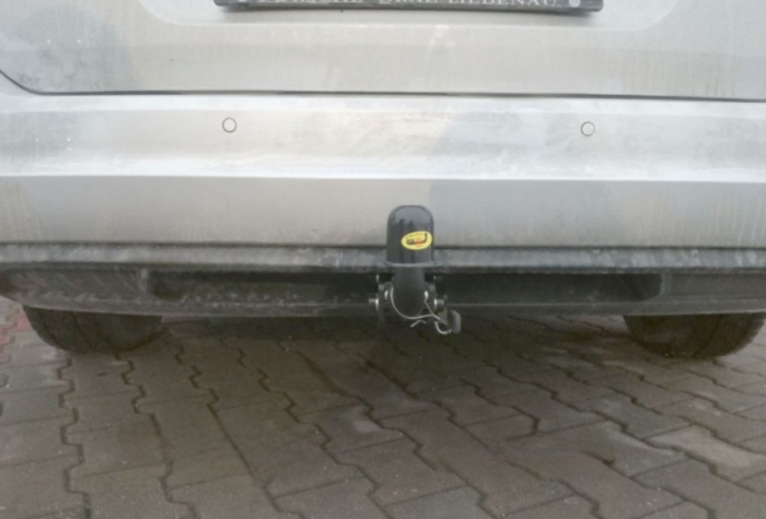 Carlig remorcare VW Sharan dupa 2010 demontabil automat cu maneta marca Autohak [7]