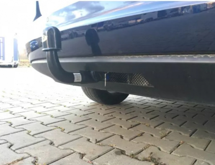 Carlig remorcare VW Sharan dupa 2010 demontabil automat vertical marca Autohak [5]