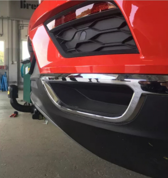 Carlig remorcare VW T-Roc dupa 2017 demontabil automat cu maneta marca Autohak [7]
