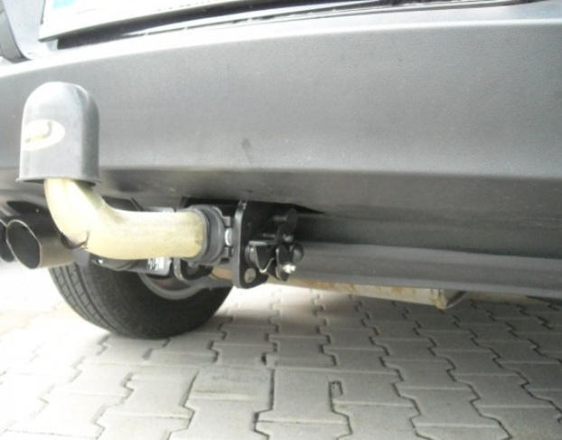 Carlig remorcare VW Tiguan 2007 - 2015 demontabil automat cu maneta marca Autohak [3]
