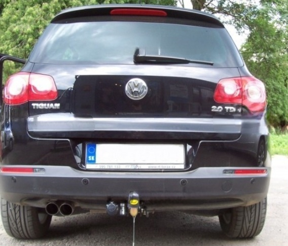 Carlig remorcare VW Tiguan 2007 - 2015 demontabil automat cu maneta marca Autohak [8]