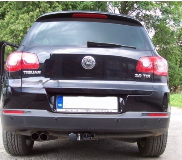 Carlig remorcare VW Tiguan 2007 - 2015 demontabil automat cu maneta marca Autohak [6]