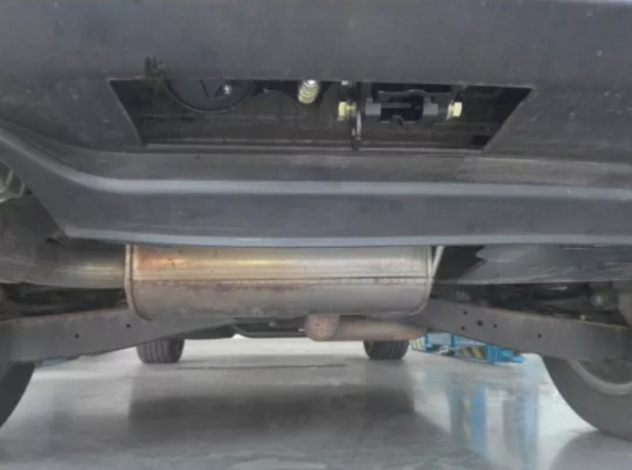Carlig remorcare VW Tiguan 2007 - 2015 demontabil automat vertical marca Autohak [12]