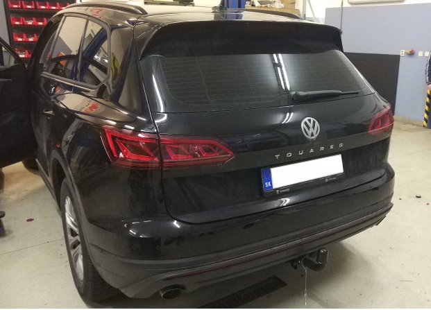Carlig remorcare VW Touareg dupa 06/2018 demontabil automat cu maneta marca Autohak [3]