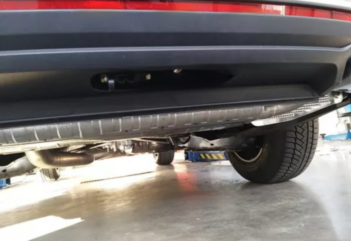 Carlig remorcare VW Touareg dupa 06/2018 demontabil automat vertical marca Autohak [10]