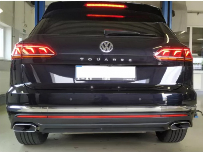 Carlig remorcare VW Touareg dupa 06/2018 demontabil automat vertical marca Autohak [7]