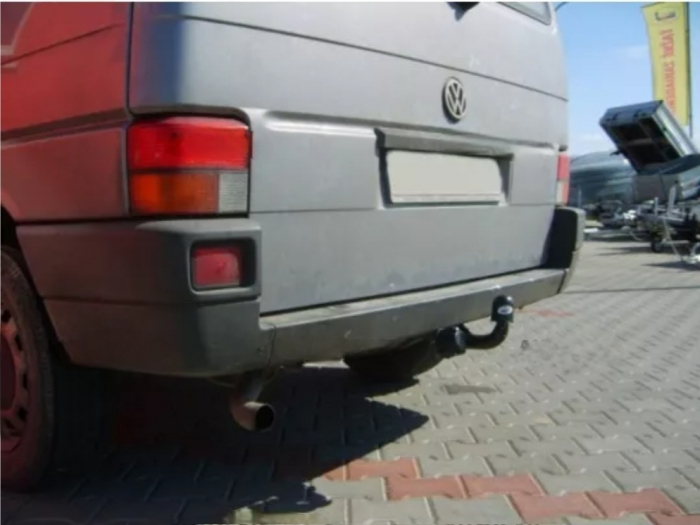 Carlig remorcare VW Transporter T4 van 1990 - 1995 marca Autohak [2]