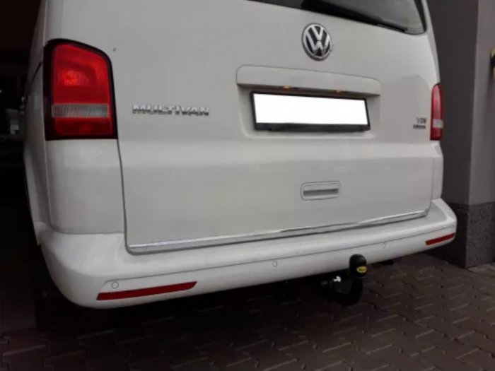 Carlig remorcare VW Transporter T5 van 2003 - 2015 demontabil automat vertical marca Autohak [4]