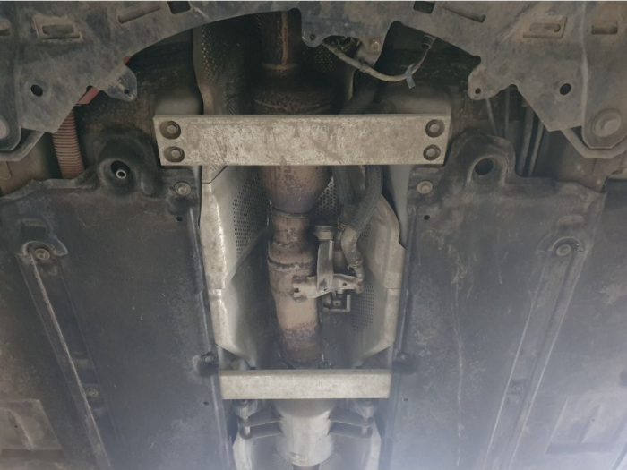 Scut-Aluminiu-Antifurt-Catalizator-Lexus-UX-2019-Prezent [3]