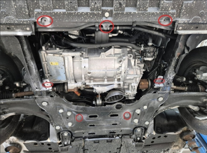 Scut motor si cutie aluminiu Renault Espace V 2015+ [4]