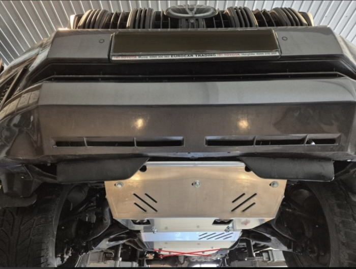 Scut Aluminiu Motor 4mm Toyota Land Cruiser J150 2009-2026 - Protecție Radiator și Bară [10]