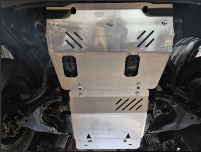 Scut Aluminiu Motor 4mm Toyota Land Cruiser J150 2009-2026 - Protecție Radiator și Bară [7]