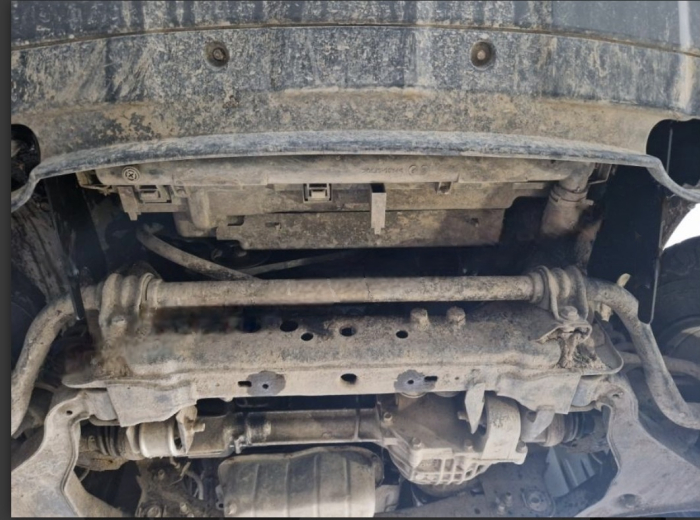 Scut-Aluminiu-Radiator-Nissan-Navara-D40-2005-2015-Karmaster-99115-ALU [4]