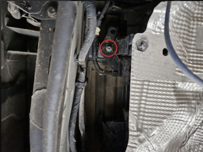 Scut Metalic Anti-Furt Catalizator Nissan NV300 (2022+) [6]
