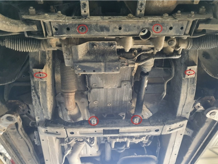 Scut cutie de viteze metalic oțel SsangYong Rexton 2017 - prezent protecție cutie de viteze Karmaster [3]