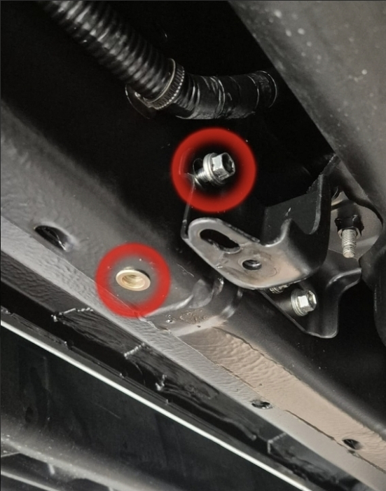 Scut Metalic Reductor și Catalizator Toyota Hilux 2026+ [8]