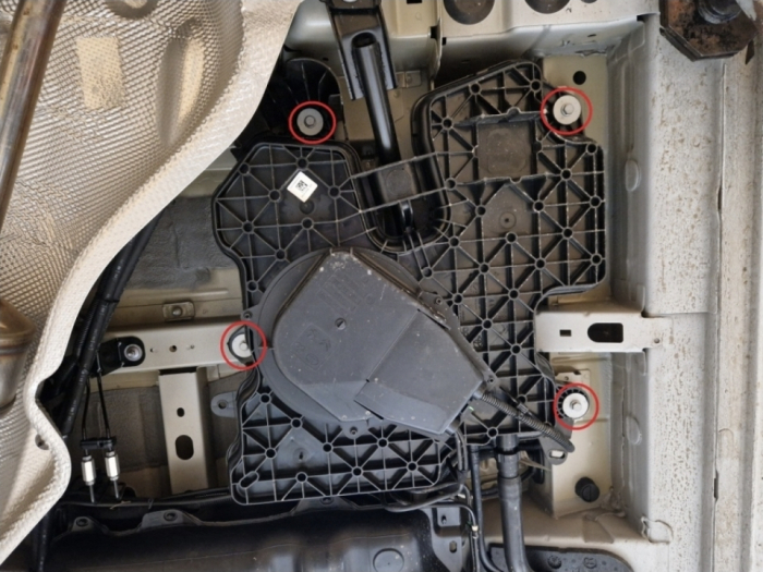 Scut metalic oțel 2mm rezervor AdBlue Citroen Spacetourer după 2020 [4]