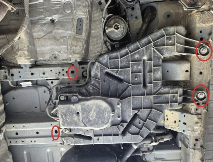 Scut metalic oțel 2mm rezervor AdBlue Ford Tourneo Custom diesel după 2023 [4]