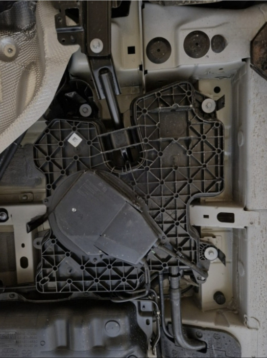 Scut metalic protecție rezervor AdBlue Opel Zafira Life 2020-prezent [4]