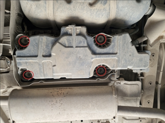 Scut metalic protecție rezervor AdBlue Toyota Proace Max (2024+) cod P1001282 – Oțel 2mm [4]