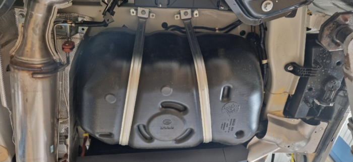 Scut metalic protecție rezervor combustibil Toyota Proace Max (2024 - 2026) – Oțel 2mm [4]