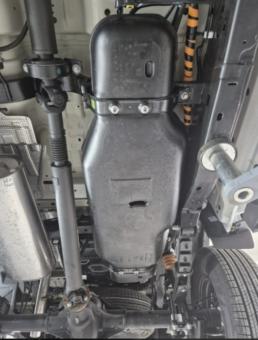 Scut metalic rezervor VW Amarok (2022 - 2026) - Capacitate 70L - Oțel 2mm - Karmaster [4]