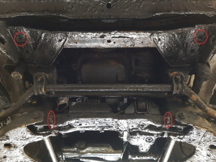 Scut motor oțel 3mm Ford Maverick 1993-1999 [4]