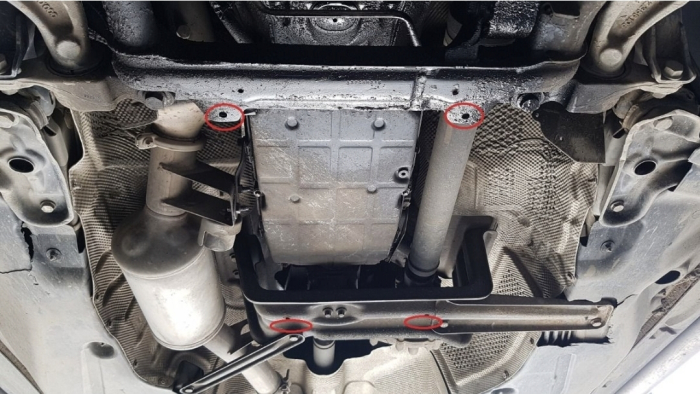 Scut motor metalic Mercedes ML W164 2005-2011 [3]