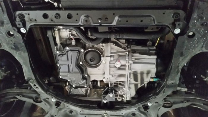 Scut-Motor-Metal-Nissan-Micra-K13-K14-2010-2025-Karmaster-16118 [5]