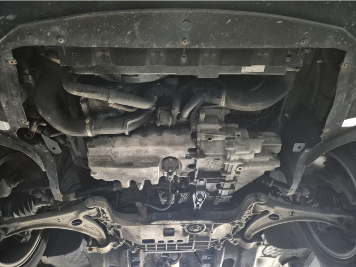 Scut Motor Metalic SEAT Alhambra cu Webasto (2010-2020) 2mm Karmaster [4]