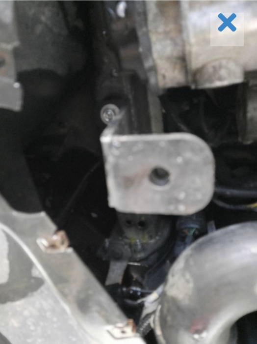 Scut Metalic Profesional Skoda Octavia II – Cod Produs 30.141 – Oțel Anticoroziv cu Fereastră Service [5]